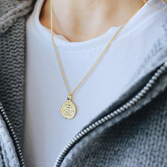 Horace Textured Pendant Necklace