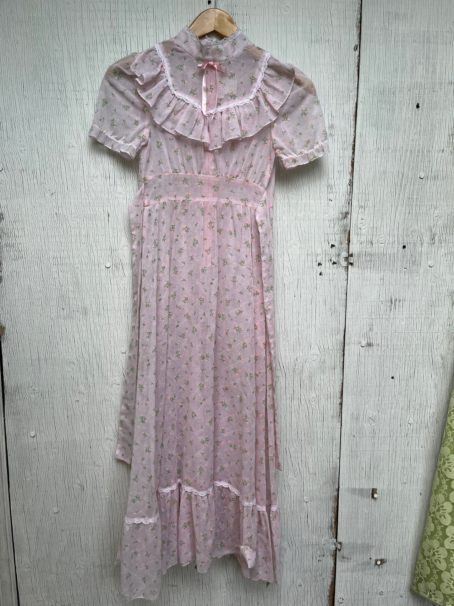 1970s - Sassy Of California Ruffled Prairie Maxi Dress Pink Floral Lace Trim