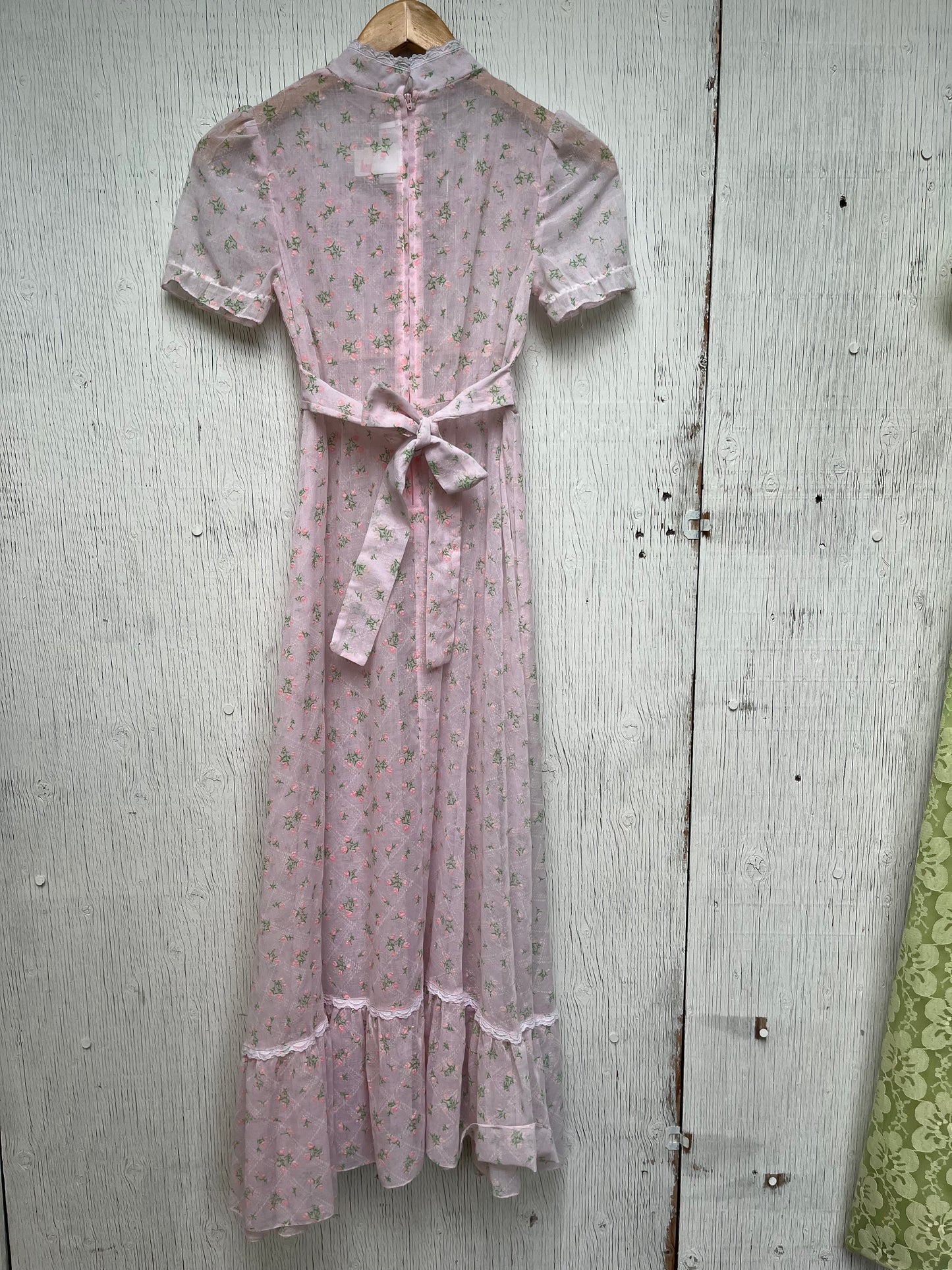 1970s - Sassy Of California Ruffled Prairie Maxi Dress Pink Floral Lace Trim