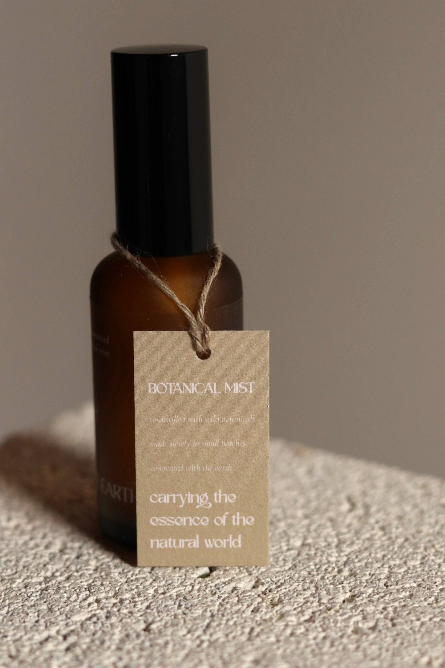 Of The Earth - Juniper, Reindeer Moss & Labrador Tea :: Room, Body & Linen Botanical Mist