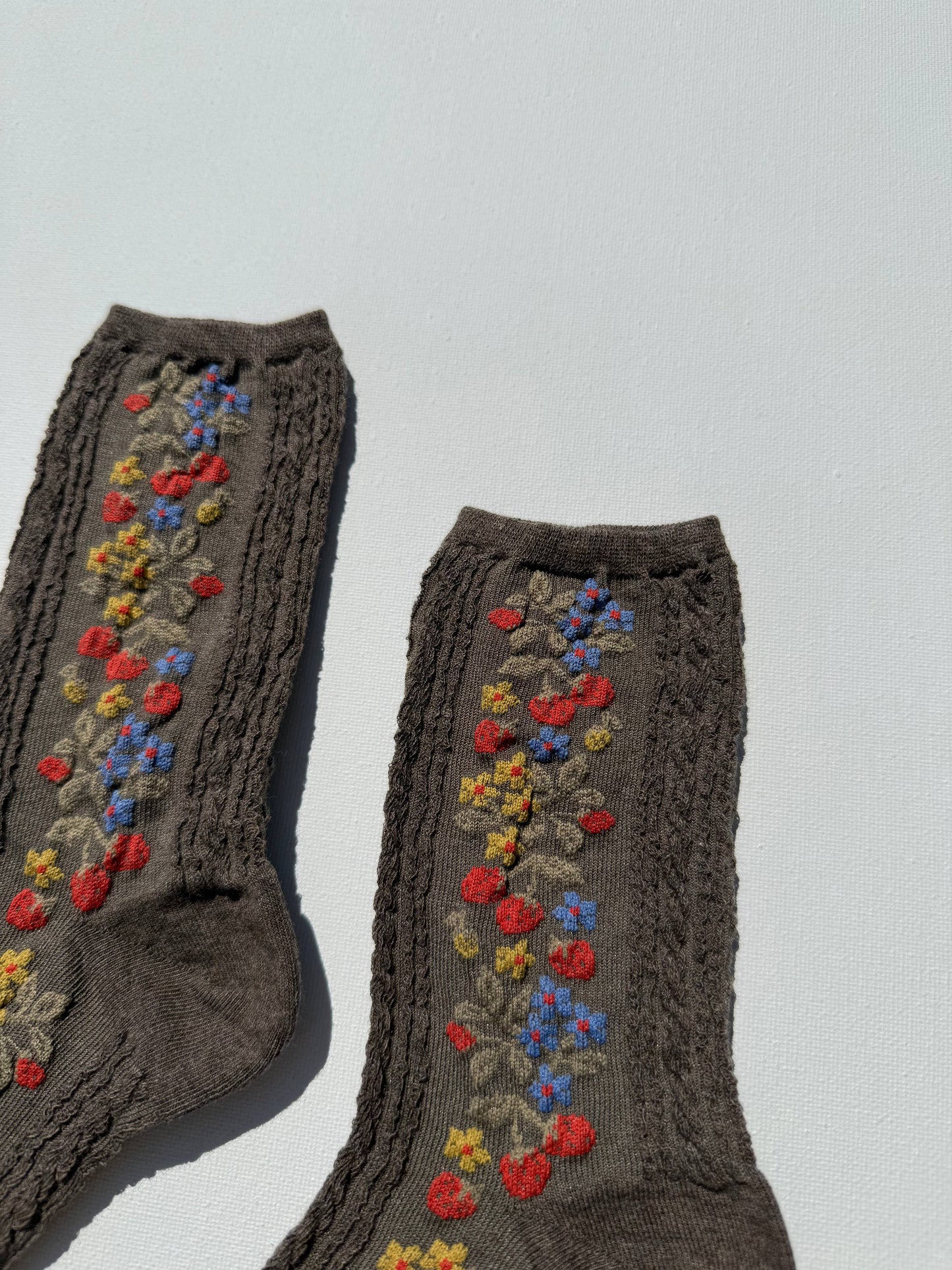 Billy Bamboo - WILD STRAWBERRY SOCKS