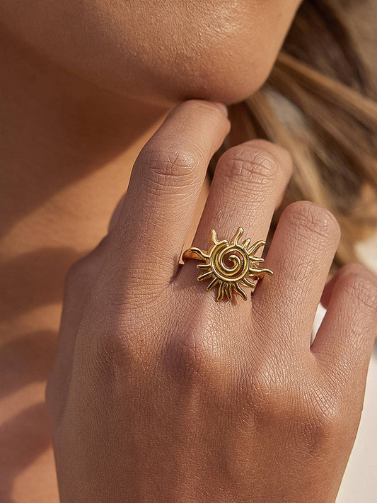 Flânerie by MAIQ - Starwyn 18K Gold Non-Tarnish Sun Spiral Statement Ring