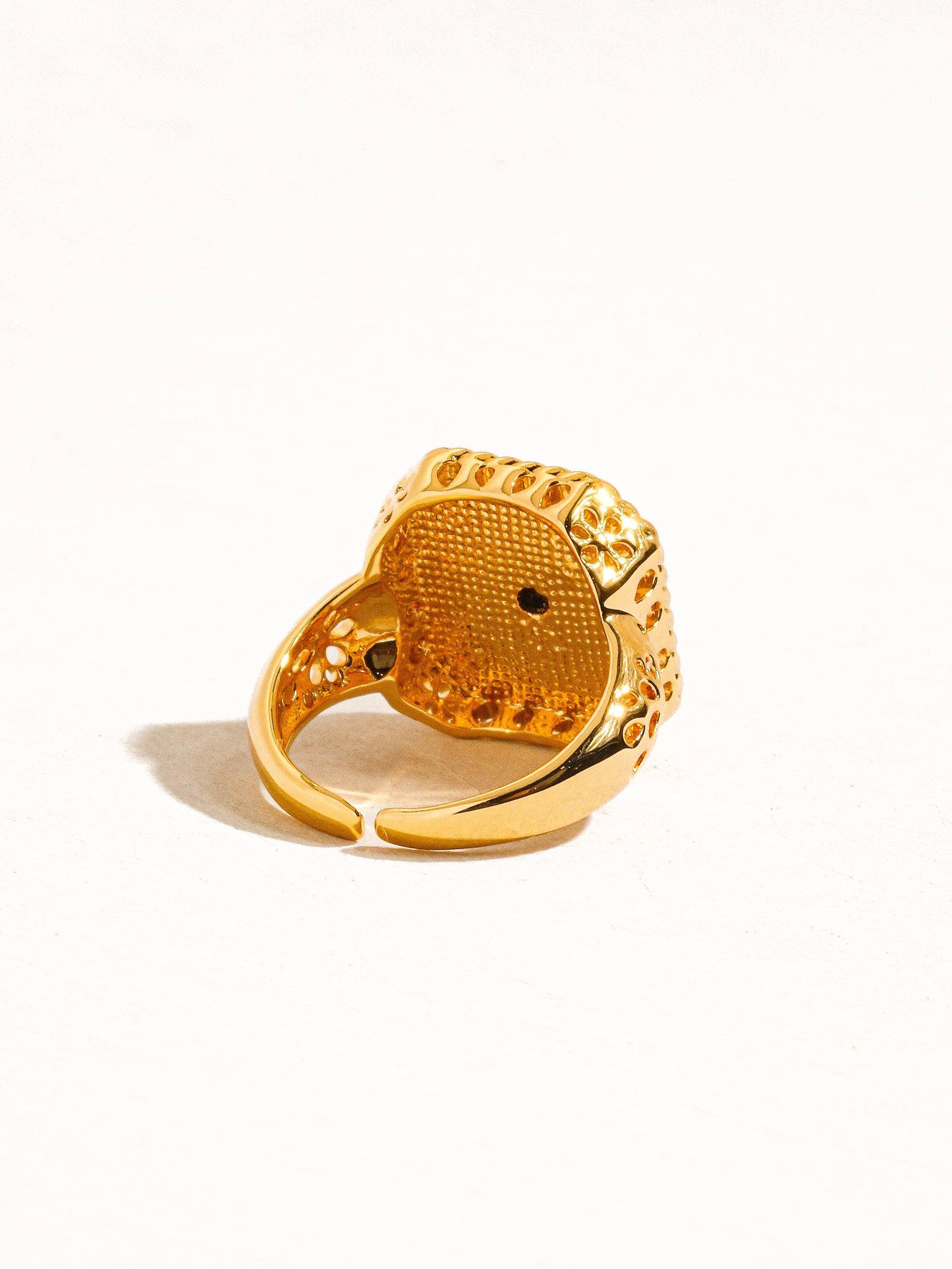 Flânerie by MAIQ - Rouge 18K Gold Red Enamel Vintage Adjustable Ring