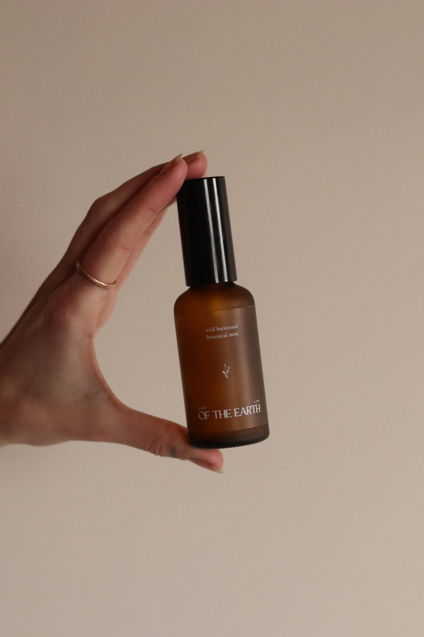 Of The Earth - Black Spruce & Usnea :: Room, Body & Linen Botanical Mist