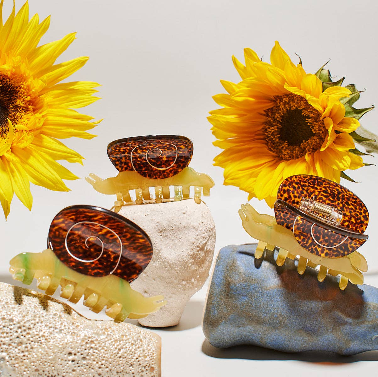 WINONA IRENE - Garden Snail Small Hair Claw in Yellow and Amber Acetate