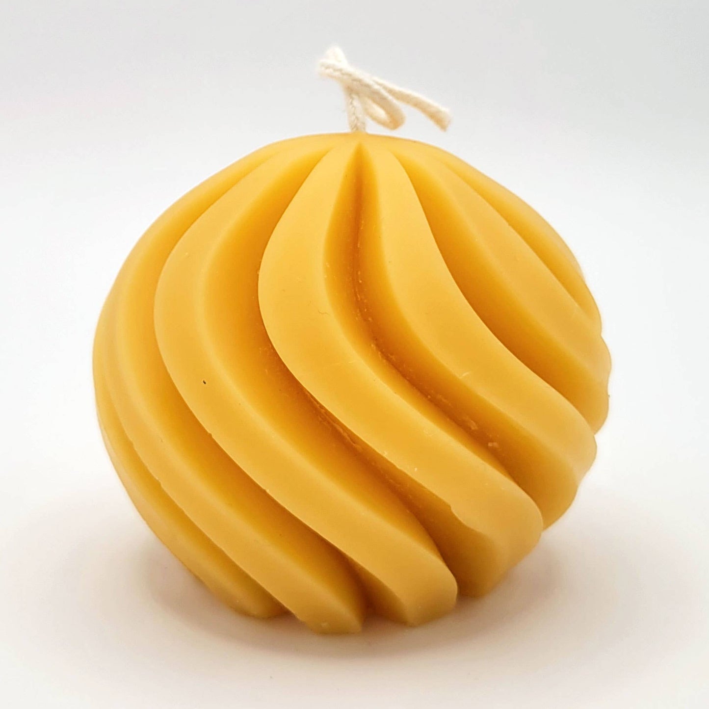 Eastvan bees - Spira Beeswax Candle