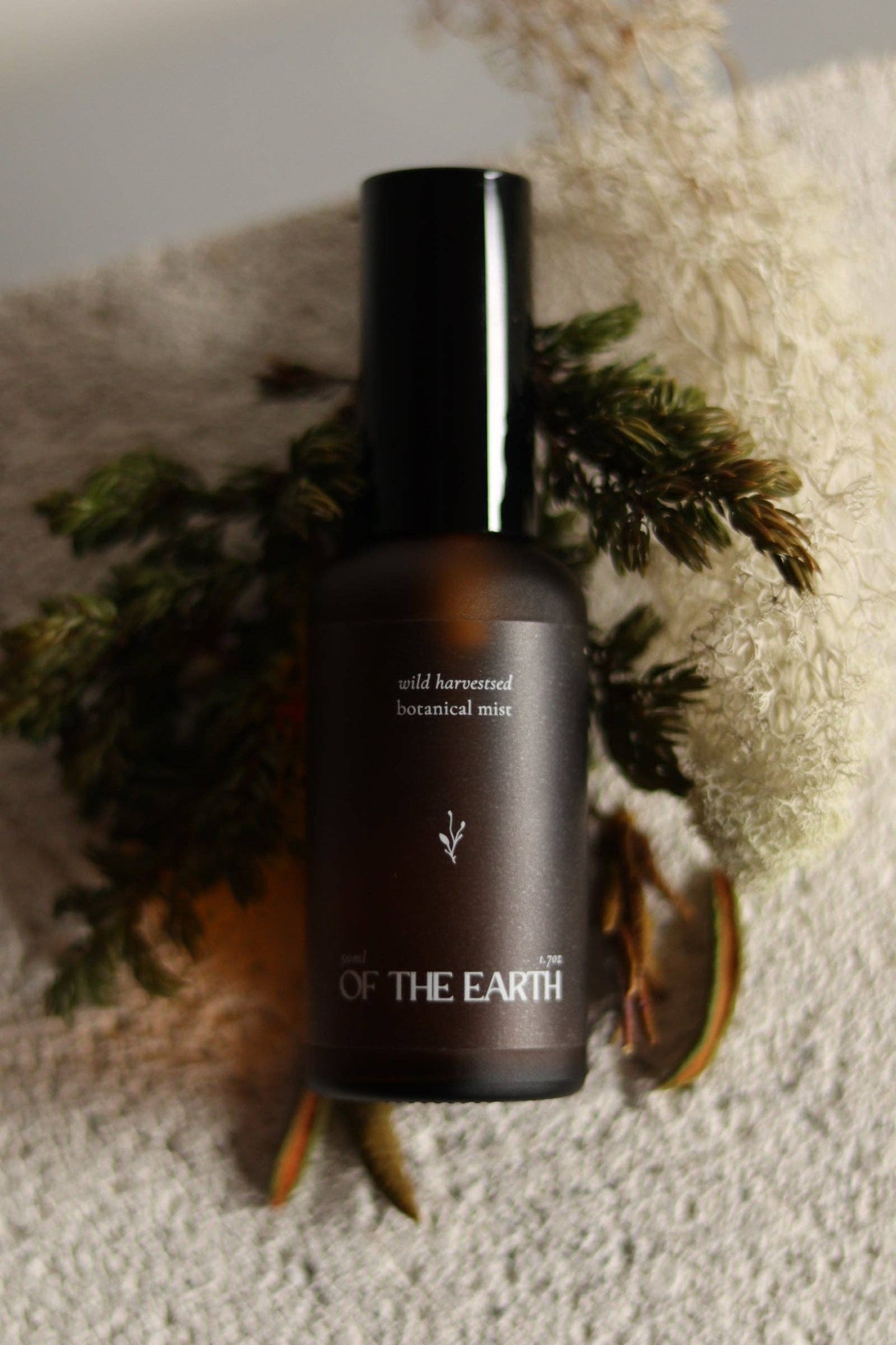 Of The Earth - Juniper, Reindeer Moss & Labrador Tea :: Room, Body & Linen Botanical Mist