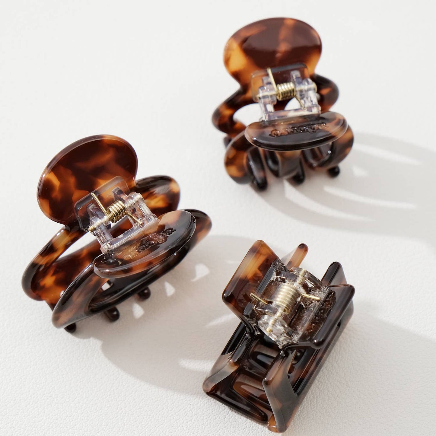 Adorro - Deep Tortoise Mini | Assorted Mini Claw Clips