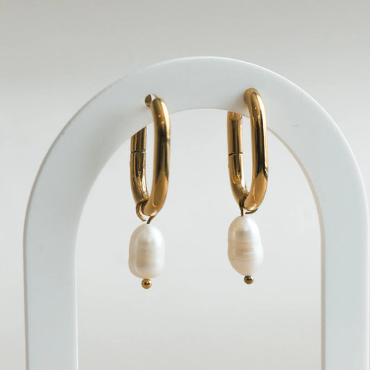Horace - Radyo Pearl Drop Earrings