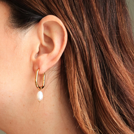 Horace - Radyo Pearl Drop Earrings