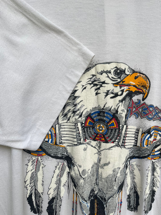 Vintage Impressions Canada Eagle Graphic T-Shirt / Native-Inspired Art / Canada / White