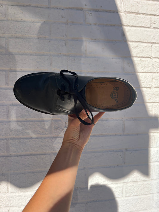 Vintage Dr. Martens Navy Derby Shoes / England / Smooth Leather
