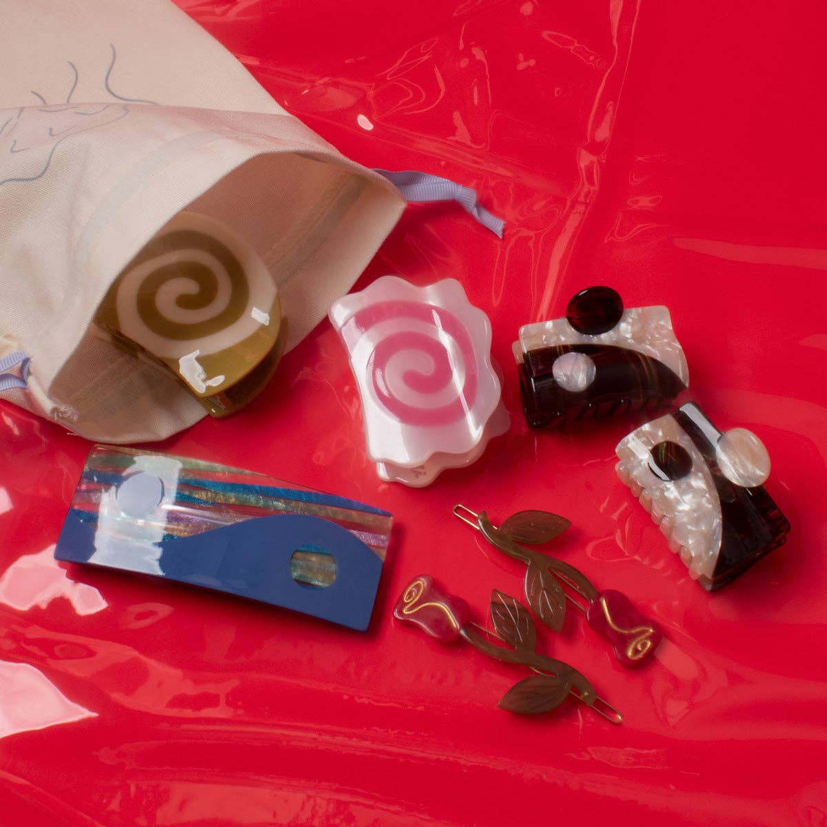 WINONA IRENE - Red Rose Acetate Barrette Hair Clip Set