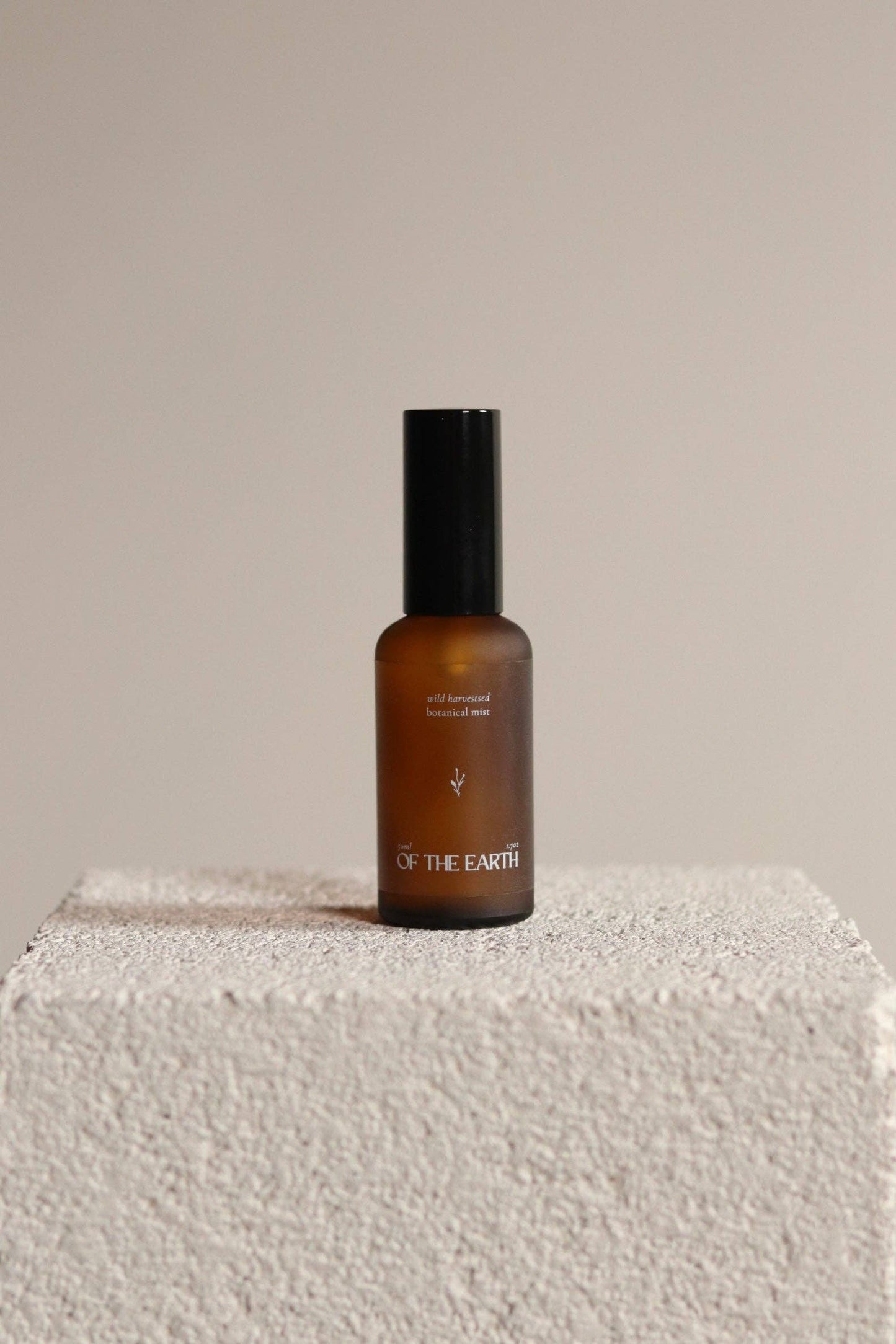 Of The Earth - Black Spruce & Usnea :: Room, Body & Linen Botanical Mist