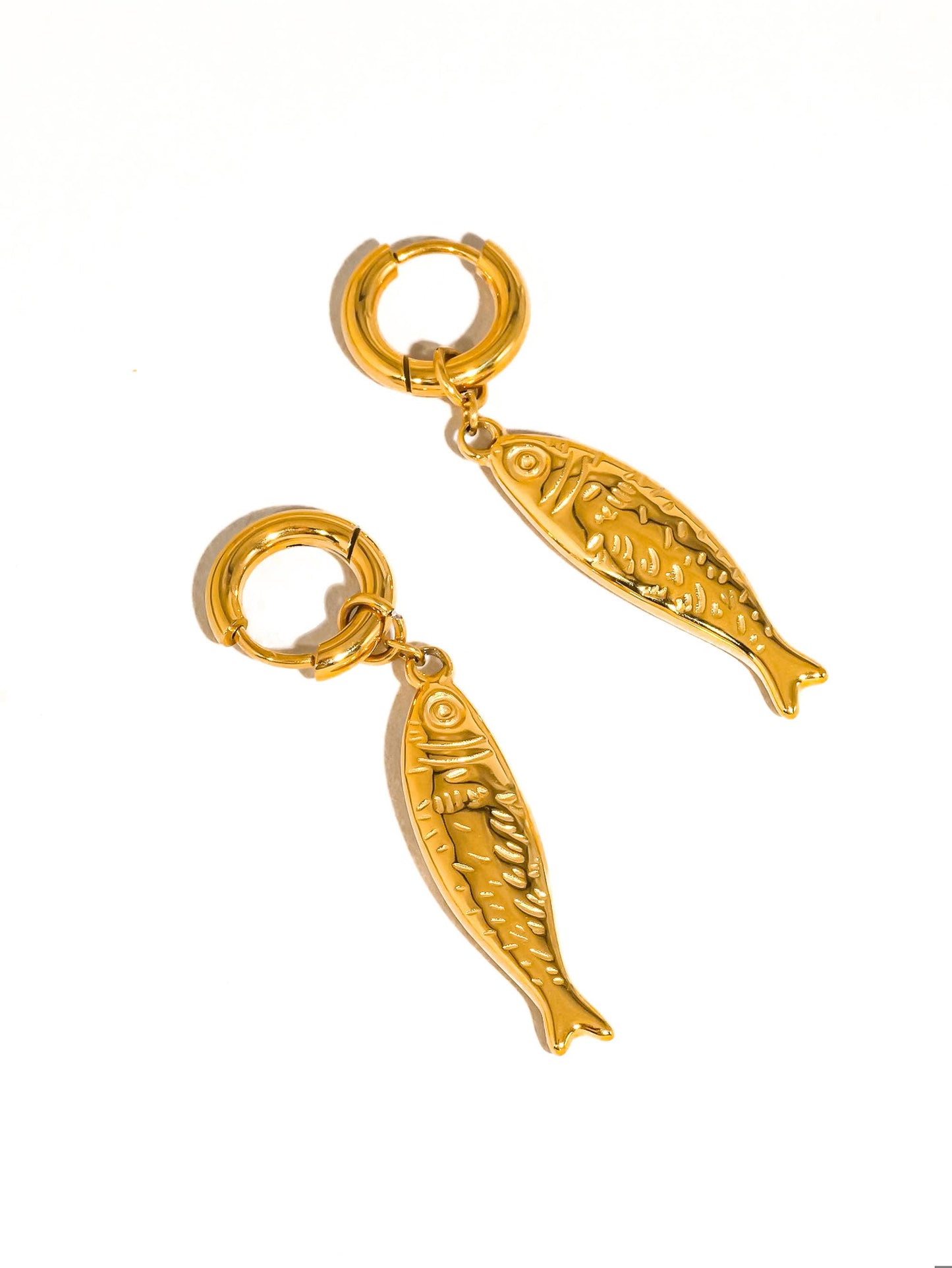 Flânerie by MAIQ - Nibe 18K Gold Non-Tarnish Fish Hoop Earring