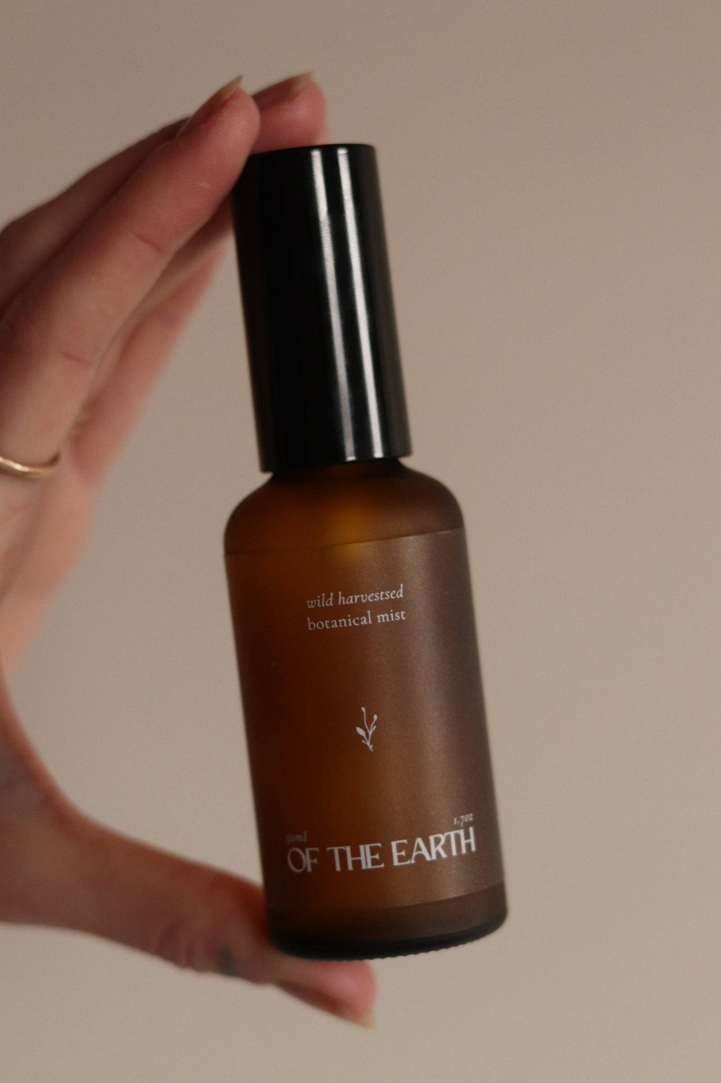 Of The Earth - Juniper, Reindeer Moss & Labrador Tea :: Room, Body & Linen Botanical Mist