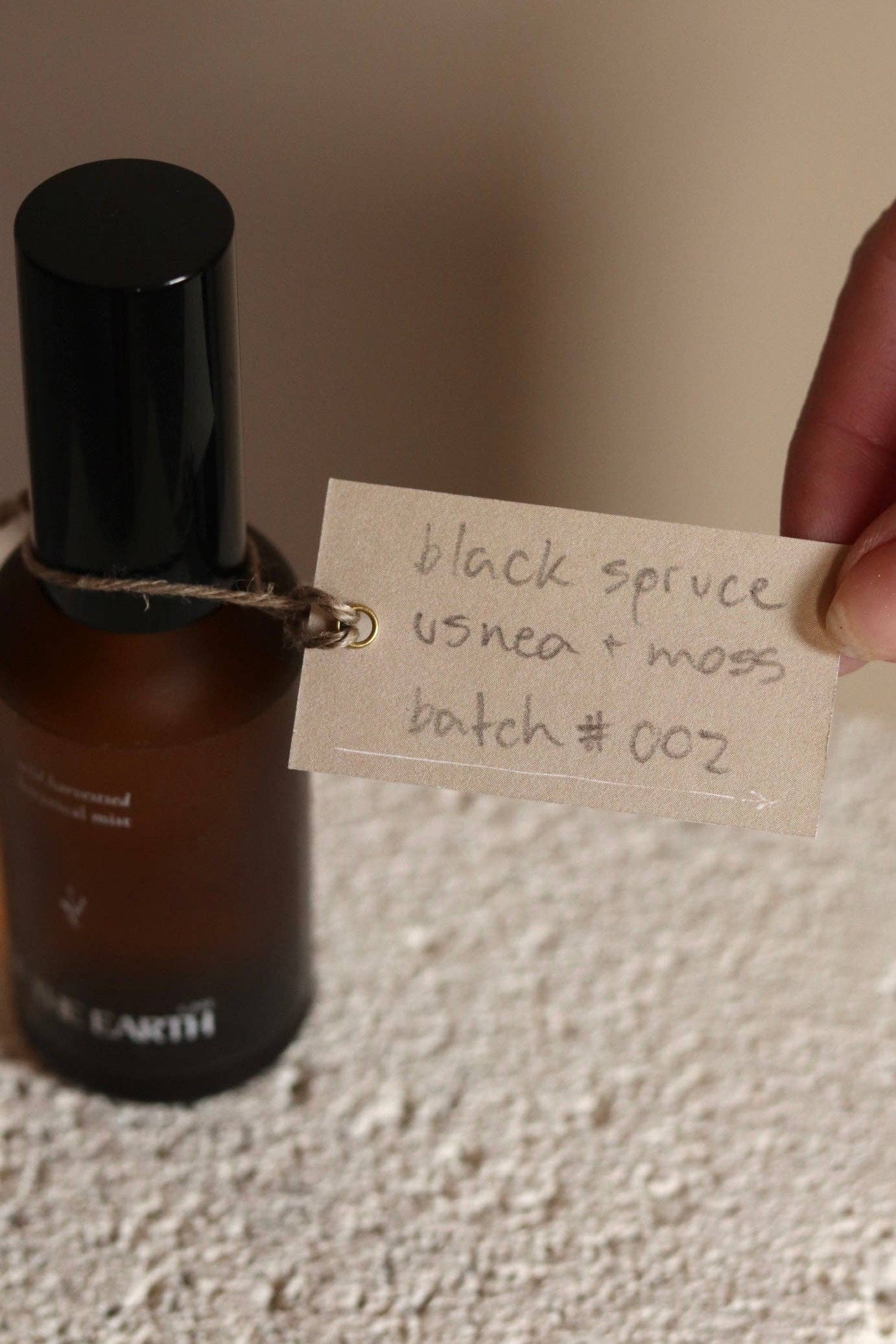 Of The Earth - Black Spruce & Usnea :: Room, Body & Linen Botanical Mist