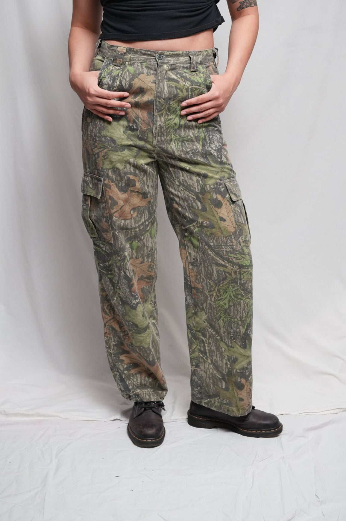 No Trace High-Waist Camo Pants Medium