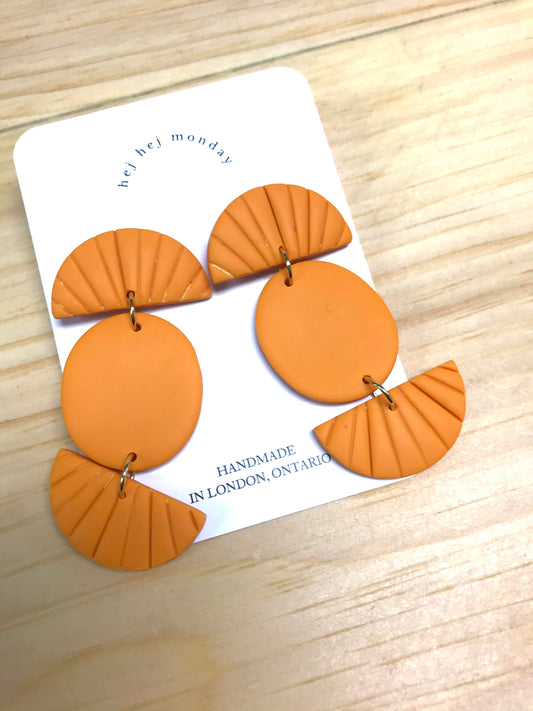 Hej Hej Monday Earrings