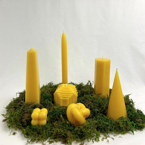 UMI Obi Pyramid Beeswax Candle